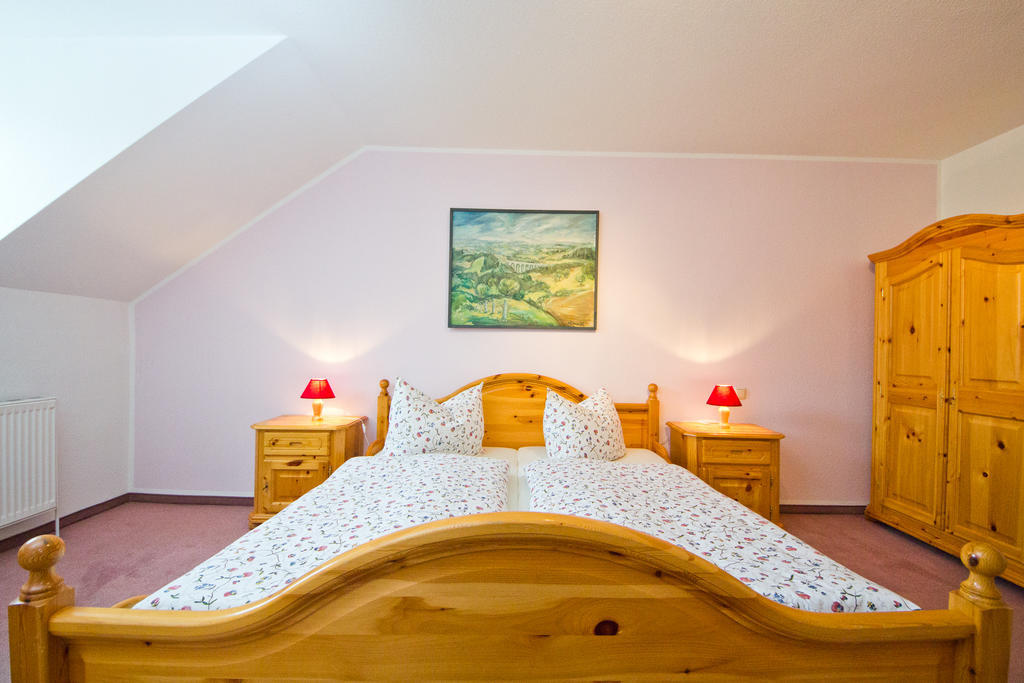 Hotel Garni Am Klostermarkt Плауэн Номер фото
